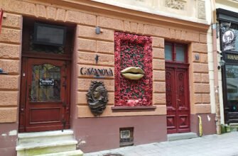 Клуб розваг для дорослих у Львові — Cazanova Show Bar