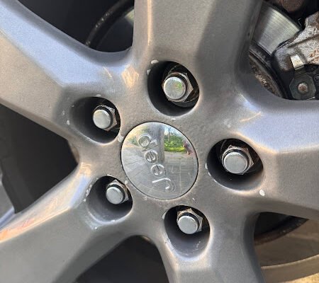 Автомайстерня Львів: Шиномонтаж швидко та якісно