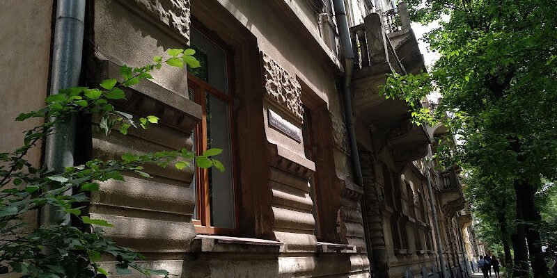 Хостел 4Rooms: зручний відпочинок у Львові