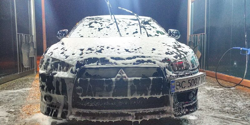 Автомийка Файна у Львові: якісна чистка авто