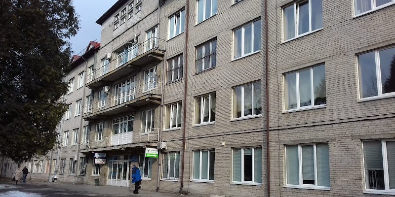 Відділення опіків 8-ї лікарні у Львові: ваш вибір