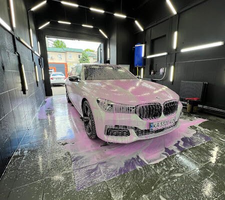Автомийка PEAK SHINE DETAILING у Львові – якість та блиск