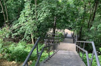 Парк Кортумова гора у Львові: відпочинок серед природи