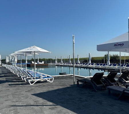 Відкритий басейн Львів: Gray Pool&Club для вас!