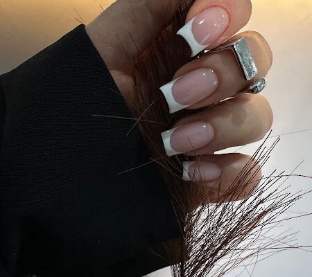 Салон манікюру та педикюру у Львові – NAIL ZONE