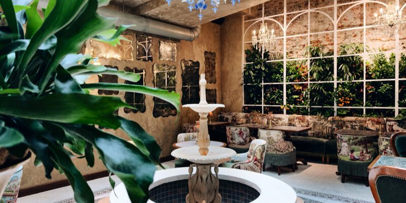 Ресторан Cent Aura у Львові: атмосферна вечеря Ресторан Cent Aura у Львові: атмосферна вечеря