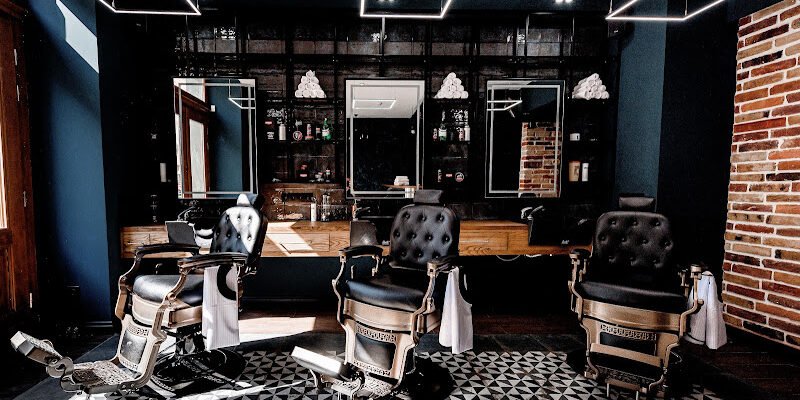 Чоловіча перукарня Kapper Barbershop у Львові