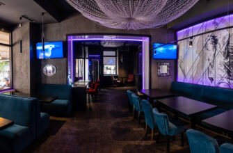 ART-HALL у Львові: коктейль-бар, який вражає