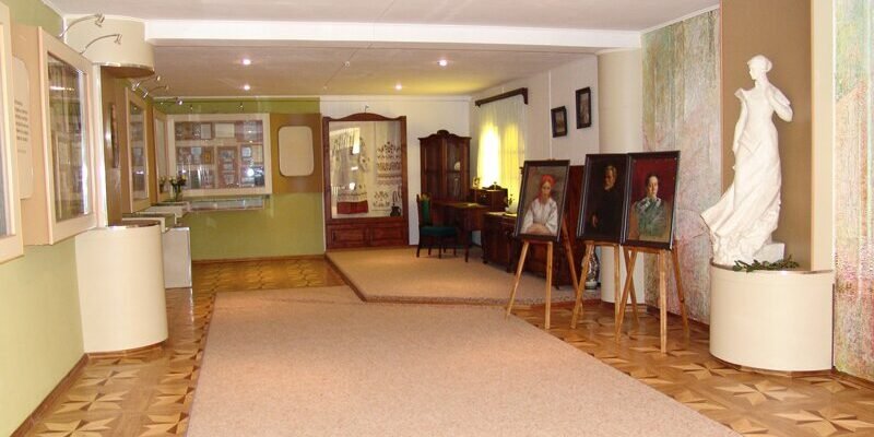 Музей Лесі Українки в Луцьку: історія, експозиції та цікаві факти