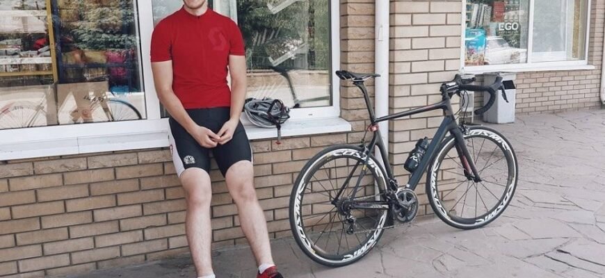 Влад Хільченко: Біографія Актора та Його Творчий Шлях