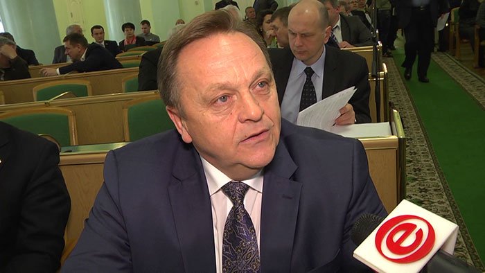 Крупа Володимир Михайлович: детальна біографія видатного діяча