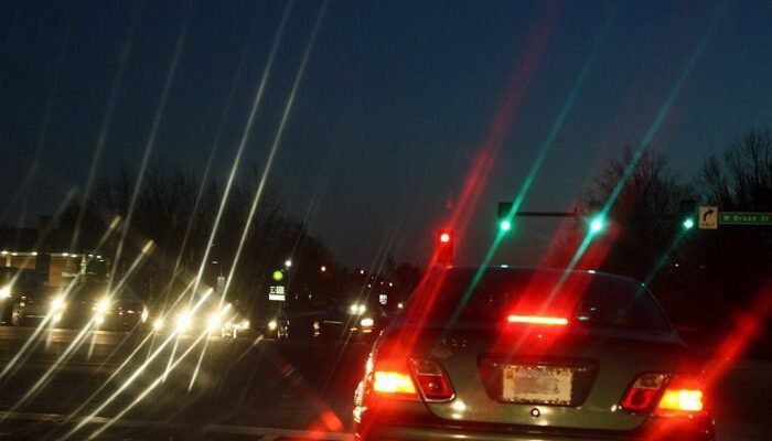 Як бачать люди з астигматизмом: особливості зору і корекція