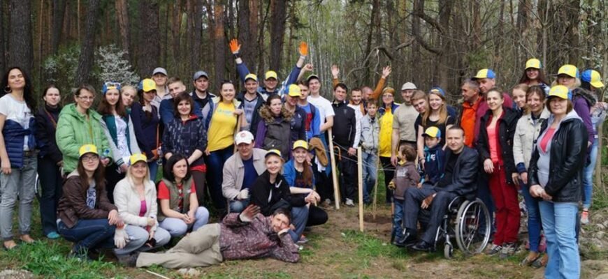 Хто такі суботники: історія та значення волонтерських акцій