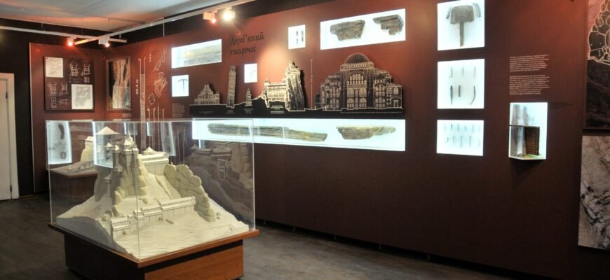 Екскурсія до музею Тустані: відкрийте таємниці древньої фортеці