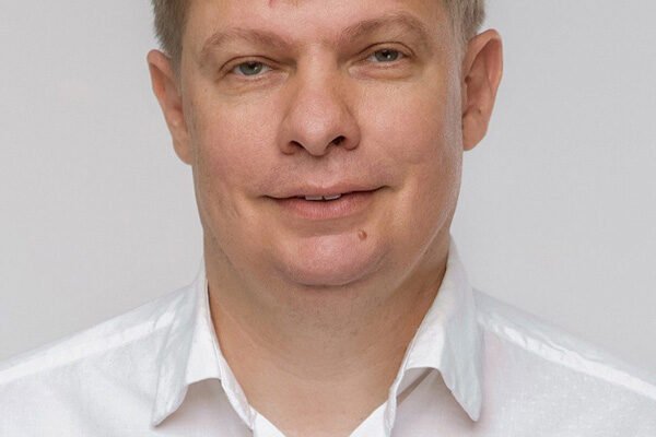 Євген Дикань: Біографія видатного полтавця та його досягнення