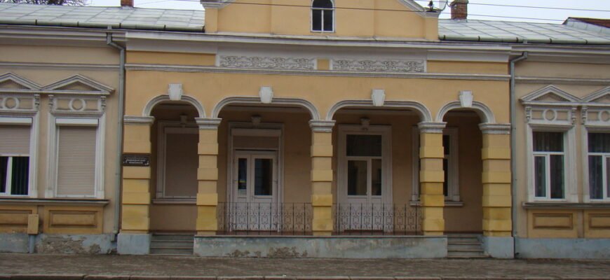 Літературний музей Прикарпаття: відкриймо культурну спадщину краю