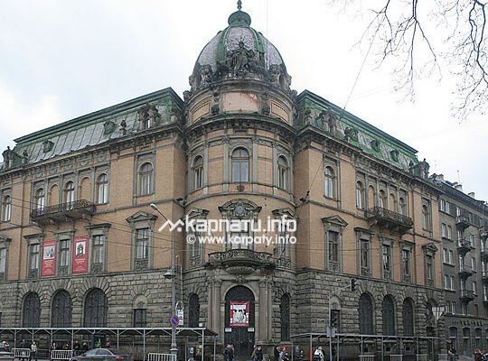 Етнографічний музей Львова: Відкрийте багатство українських традицій