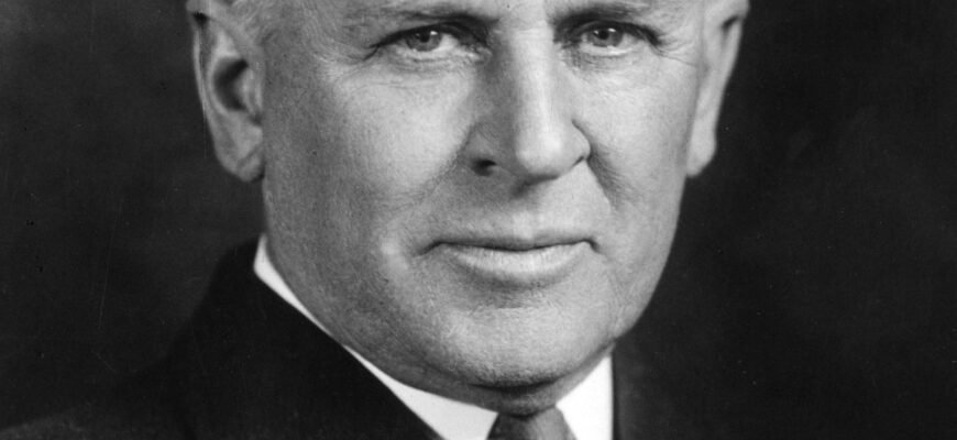 Хто першим виміряв заряд електрона: відкриття Роберта Міллікена