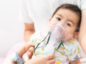 Як зняти ларингоспазм у дитини: поради для батьків