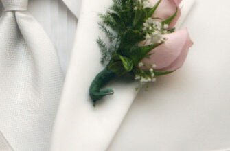 Як правильно писати бутоньєрка? Правопис слова в українській мові