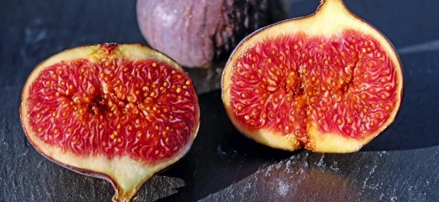 Питання про користь інжиру для печінки: як впливає фрукт на орган?