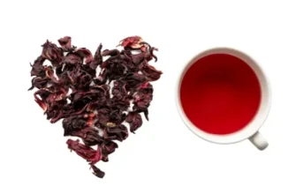 Що лікує чай каркаде: користь і оздоровчі властивості напитку