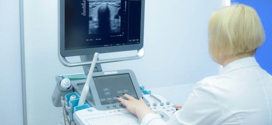 “Чи можна робити УЗД яєчників під час місячних: рекомендації лікарів”