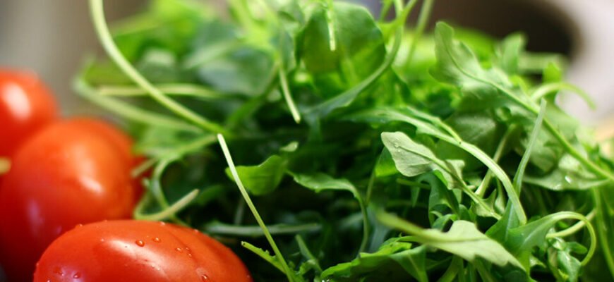 Чи варто вживати рукколу: користь та потенційна шкода для здоров’я?