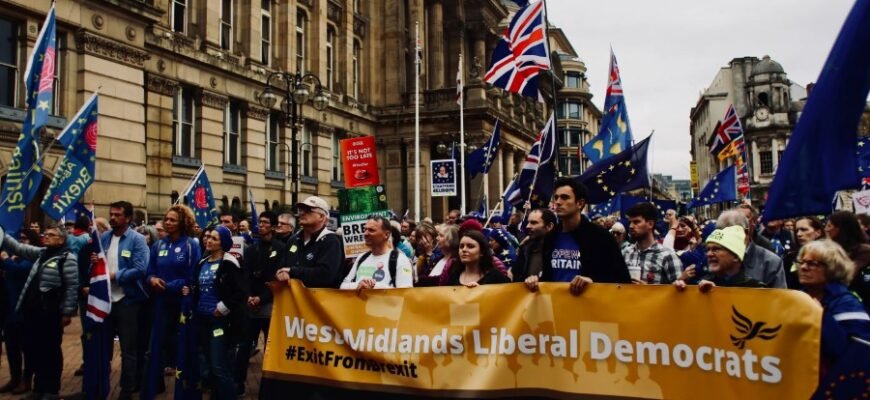 Що таке мішура: значення, застосування та вибір для прикрас Що таке мішура: значення, застосування та вибір для прикрас