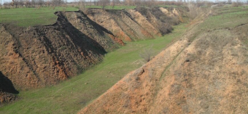 Що таке яр: характеристика, формування та приклади на місцевості