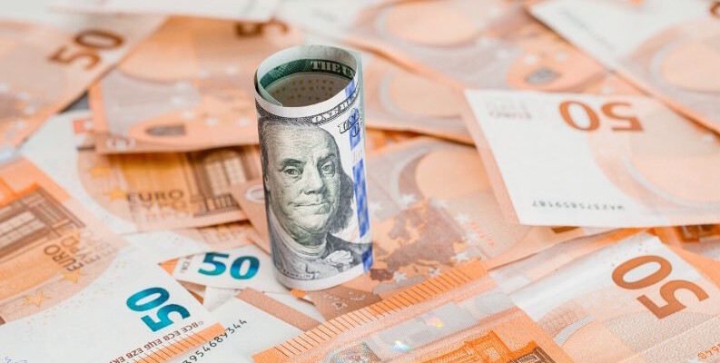 Як зробити найвигідніший обмін валют у Рівному: поради та нюанси