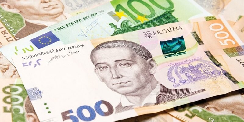 Чому варто купувати та продавати валюту в КИТ Group в Ужгороді?