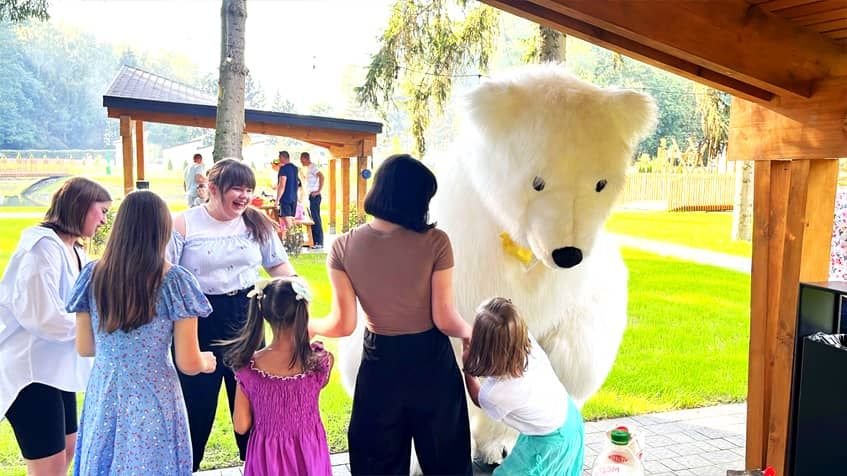 Ростова лялька на банкеті