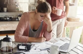 Коли борги тиснуть з усіх боків: як не зламатися та знайти вихід