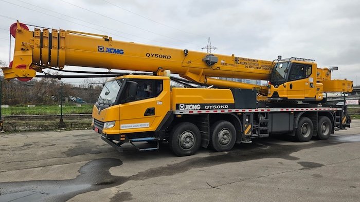 автокран или кран манипулятор