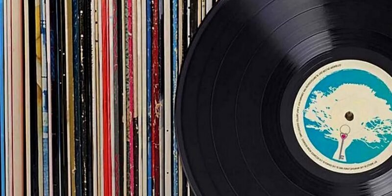 Виниловые пластинки: почему формат снова на пике популярности