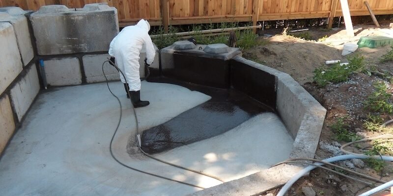 Гідроізоляція для ставка: надійні матеріали та технології без протікань