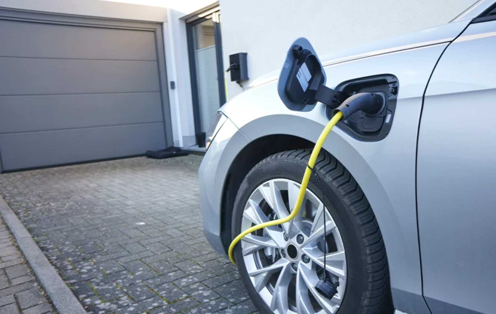 зарядні станції