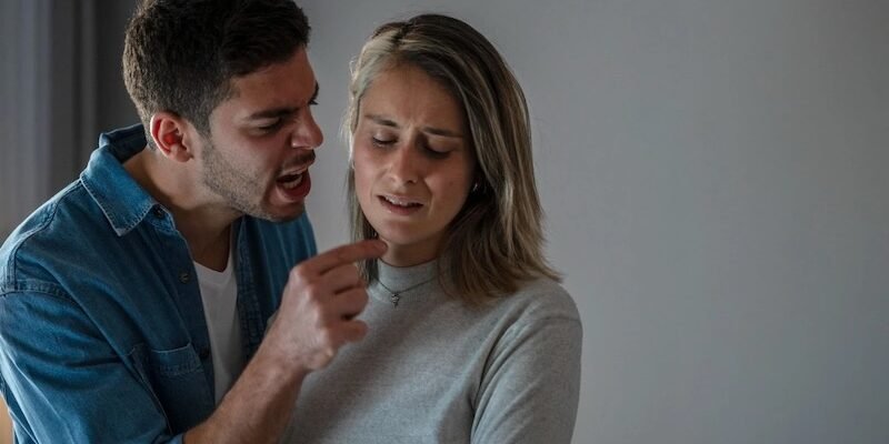 Чому після спілкування з деякими людьми ви почуваєтесь ніяково?