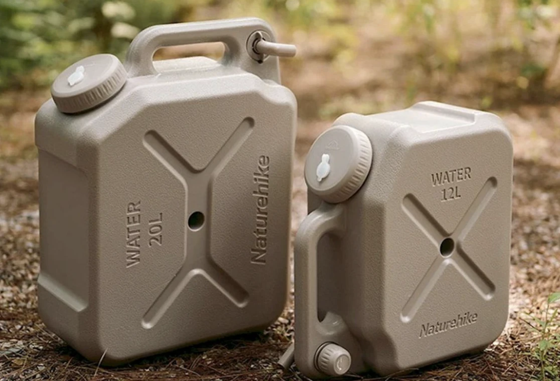 Канистры для воды туристические