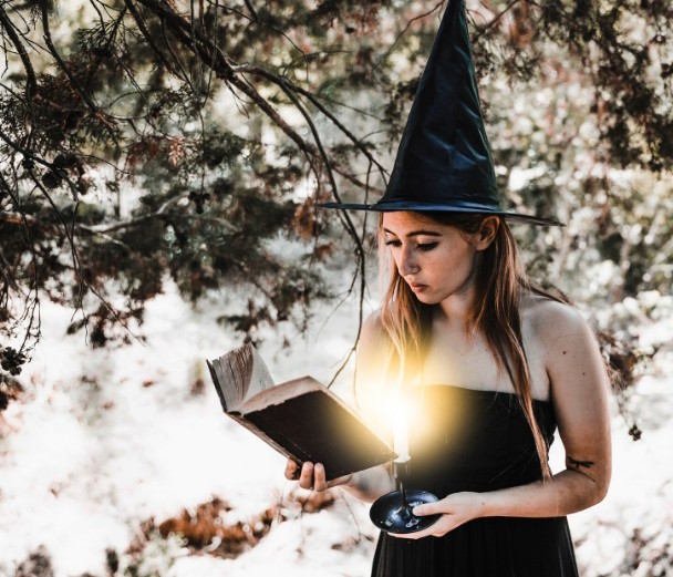 книги про містику