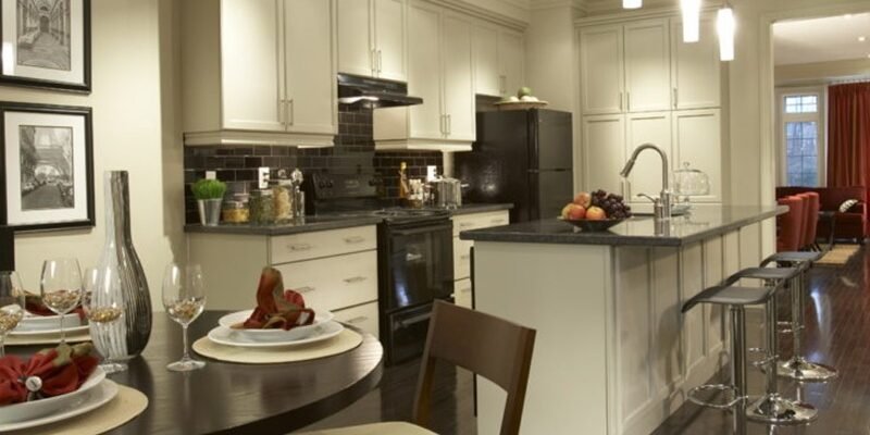 Як захистити побутову техніку від перепадів напруги: поради експкртів