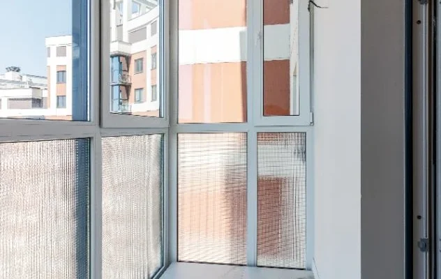 Балкони під ключ: що вигідніше – замовити чи зробити самостійно