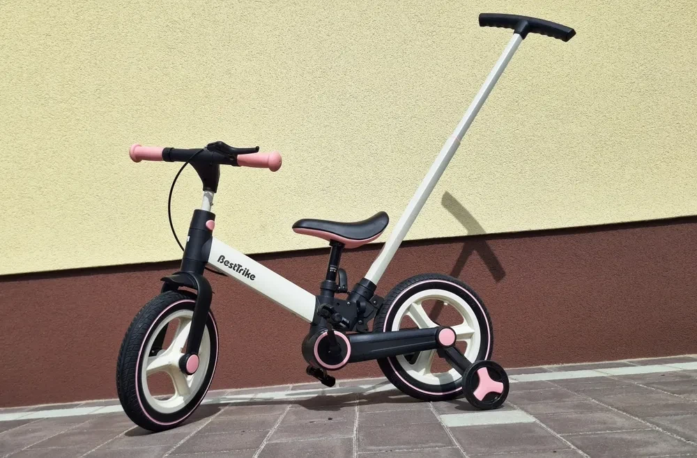 дитячий велосипед з ручкою