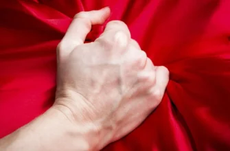 Які товари в секс-шопі зацікавлять чоловіків