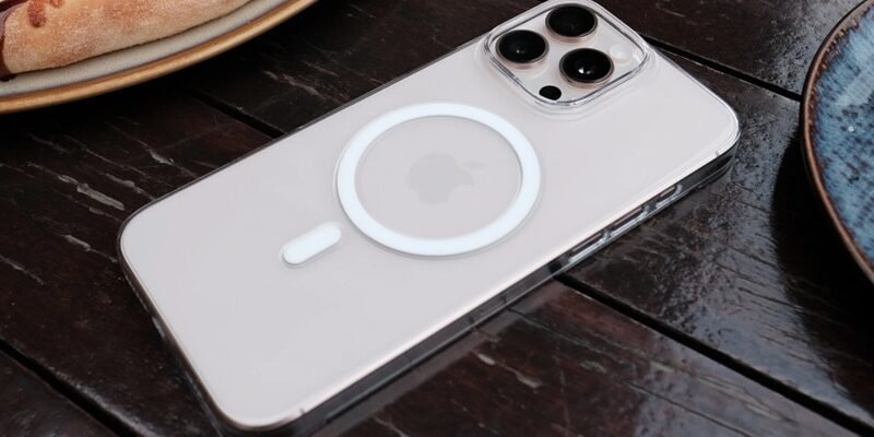 Чехол на iPhone: как выбрать стильный и красивый аксессуар