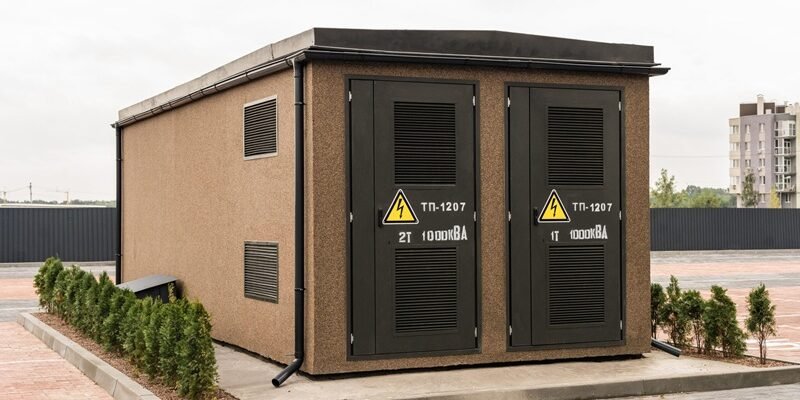 Панелі розподільних щитів та бетонні трансформаторні підстанції: як обрати якісне обладнання