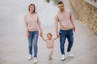 Як скласти універсальний сімейний гардероб без зайвих витрат