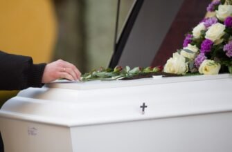 Смерть за границей: как организовать возвращение близкого в Украину Смерть за границей: как организовать возвращение близкого в Украину