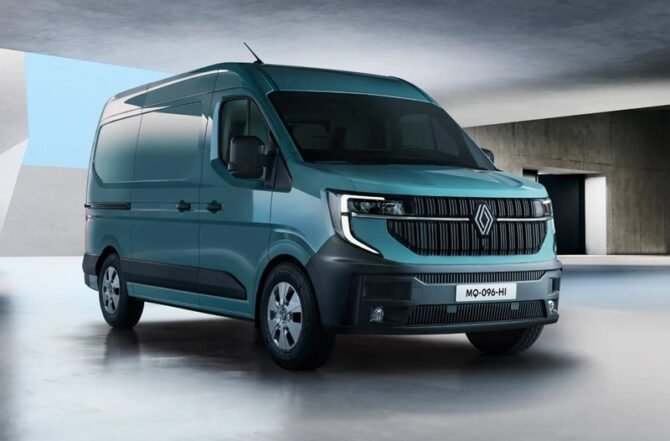 RENAULT MASTER VAN